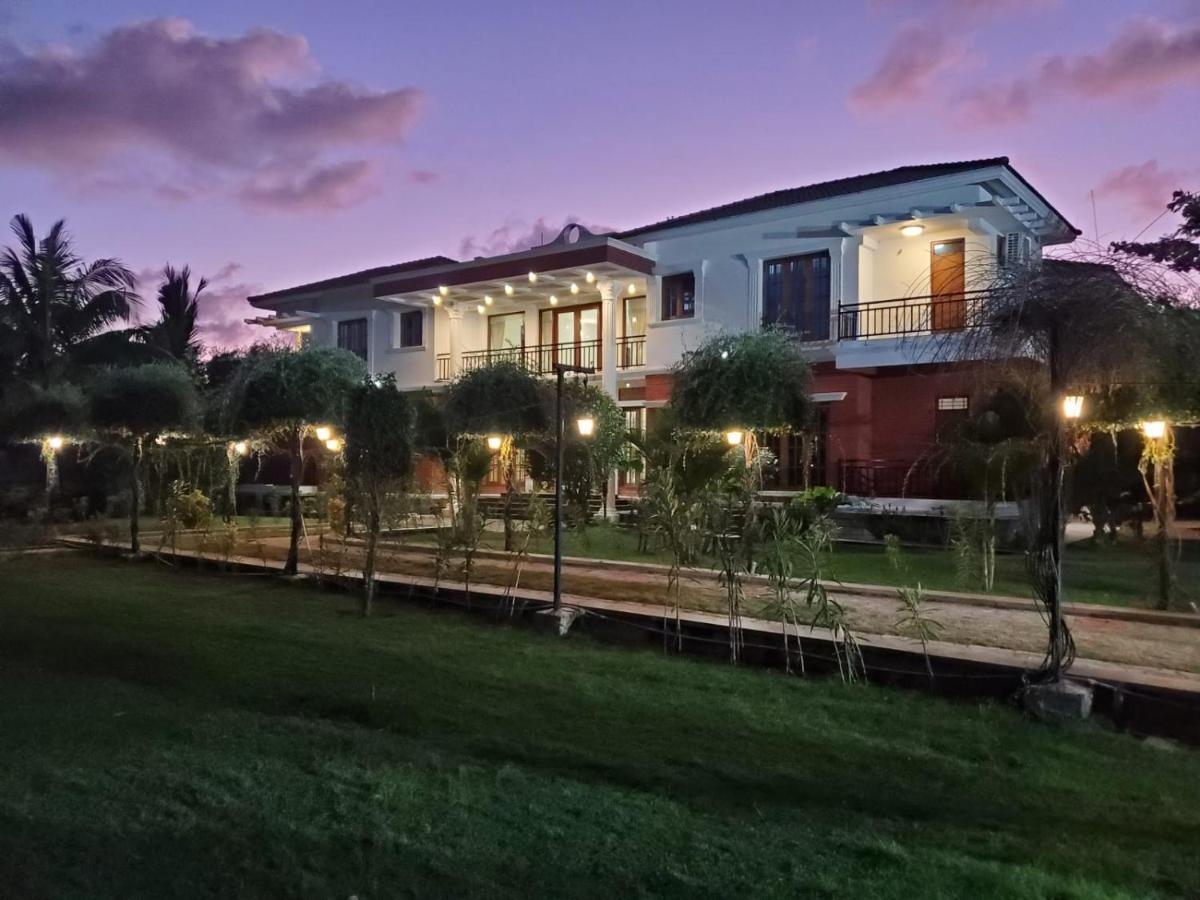 Seagull'S Nest Beach House - Unit Of Prohotel Chennai Exterior photo